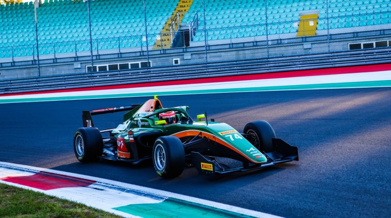 Jan Przyrowski w nowej serii wyścigowej